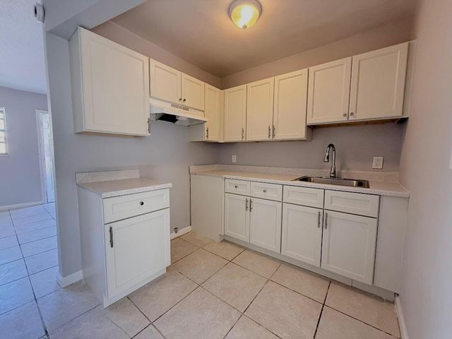 920 S K Street 25, Lake Worth Beach, FL 33460