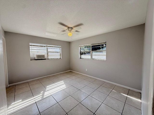 920 S K Street 25, Lake Worth Beach, FL 33460