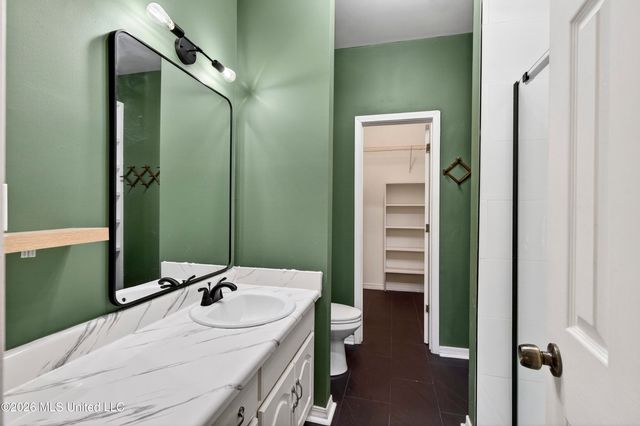 1500 Deer Street, Ocean Springs, MS 39564