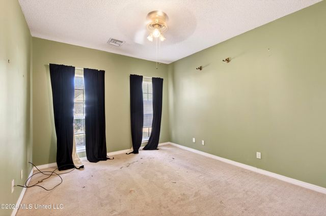 1500 Deer Street, Ocean Springs, MS 39564