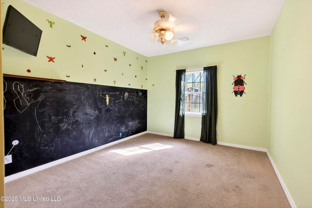 1500 Deer Street, Ocean Springs, MS 39564