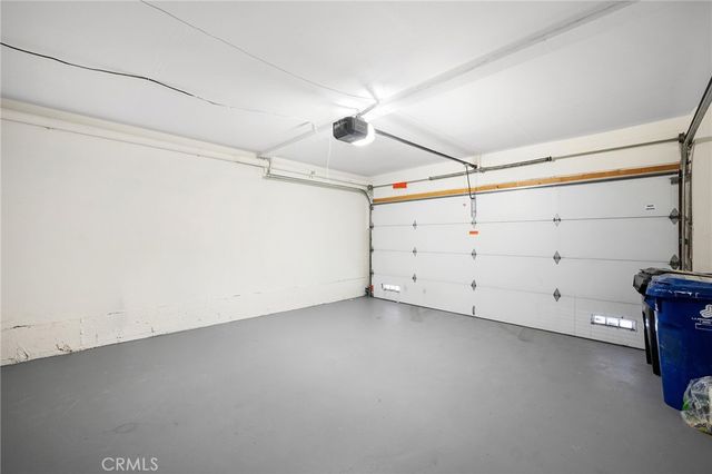 8601 Sunland Boulevard 5, Sun Valley, CA 91352