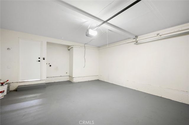 8601 Sunland Boulevard 5, Sun Valley, CA 91352