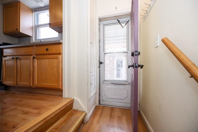22131 Nowlin, Dearborn City, MI 48124