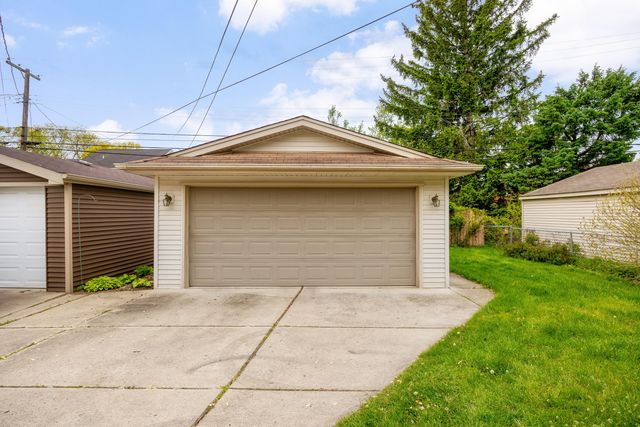 22131 Nowlin, Dearborn City, MI 48124