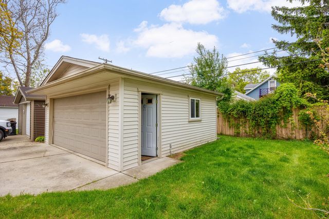 22131 Nowlin, Dearborn City, MI 48124