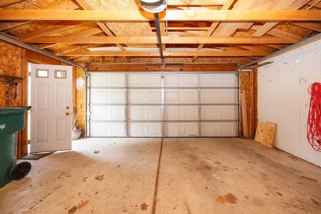 22131 Nowlin, Dearborn City, MI 48124