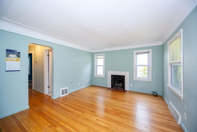 22131 Nowlin, Dearborn City, MI 48124