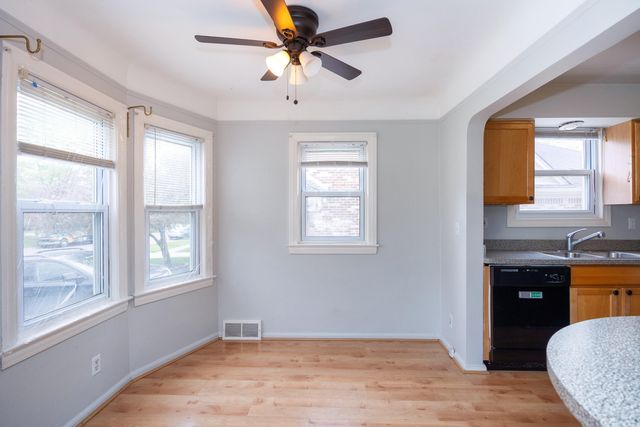 22131 Nowlin, Dearborn City, MI 48124