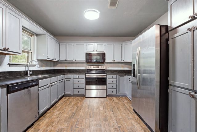 44 Northampton Drive, Bella Vista, AR 72714