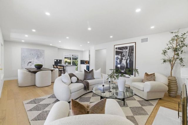 937 W Washington Avenue, Sunnyvale, CA 94086