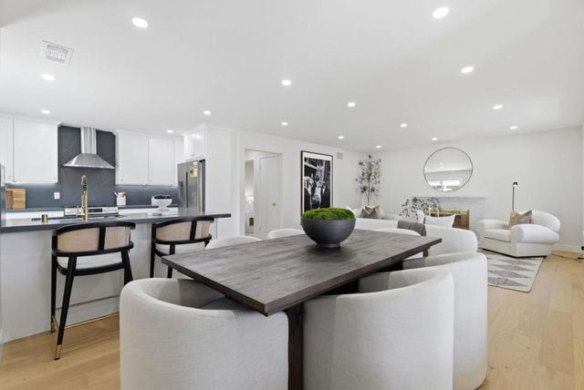 937 W Washington Avenue, Sunnyvale, CA 94086
