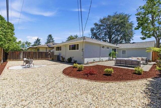 937 W Washington Avenue, Sunnyvale, CA 94086
