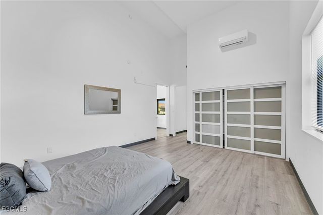 2405 SW 32nd ST, Cape Coral, FL 33914