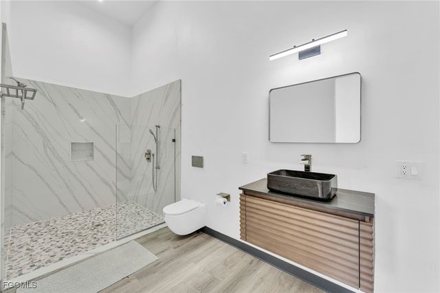 2405 SW 32nd ST, Cape Coral, FL 33914