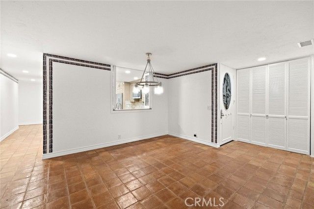 647 Sleepy Hollow, Laguna Beach, CA 92651