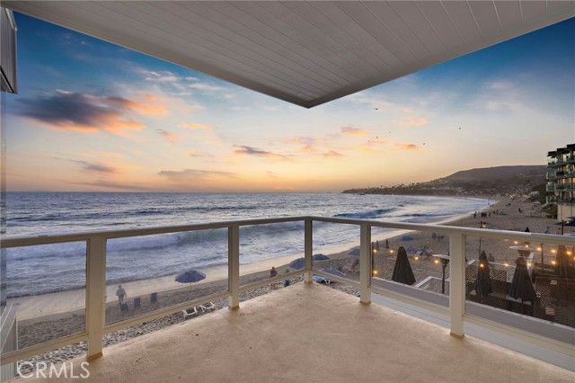 647 Sleepy Hollow, Laguna Beach, CA 92651