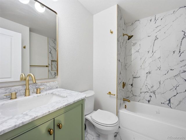 1231 Spring Creek Ct, Longmont, CO 80504