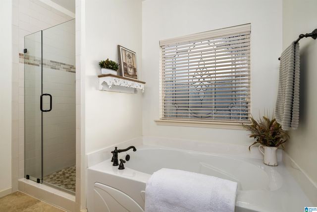 6025 MOUNTAIN VIEW TRACE, Trussville, AL 35173