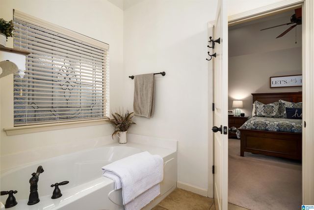 6025 MOUNTAIN VIEW TRACE, Trussville, AL 35173