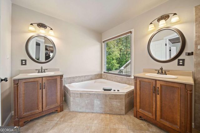 3115 Ivey Oaks Lane, Roswell, GA 30076