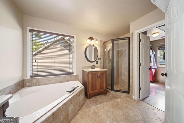 3115 Ivey Oaks Lane, Roswell, GA 30076