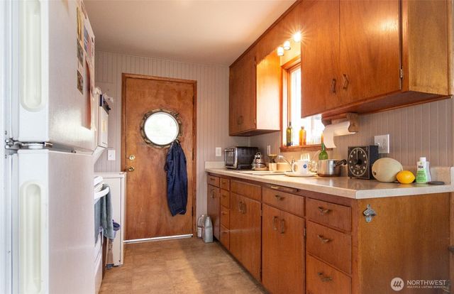 22731 Hull Road, Mount Vernon, WA 98274