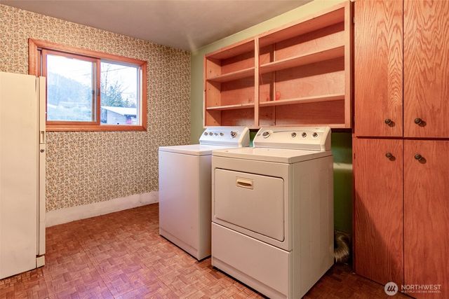 22731 Hull Road, Mount Vernon, WA 98274