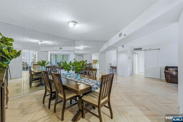 245 Prospect Avenue 3D, Hackensack, NJ 07601