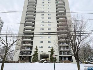245 Prospect Avenue 3D, Hackensack, NJ 07601
