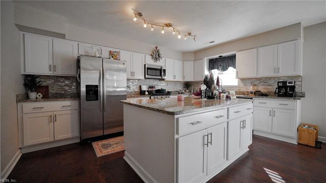 6308 Sentry WAY S, Suffolk, VA 23435