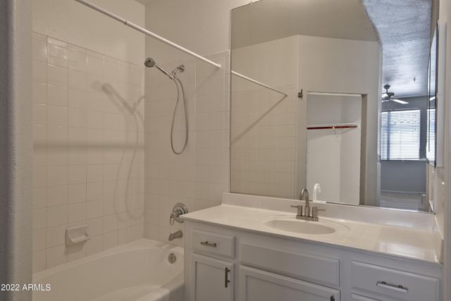 2992 N MILLER Road 211A, Scottsdale, AZ 85251