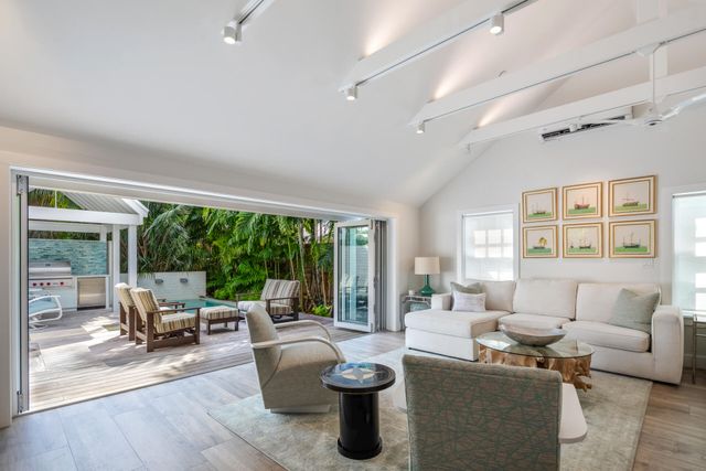 806 Southard Street, Key West, FL 33040