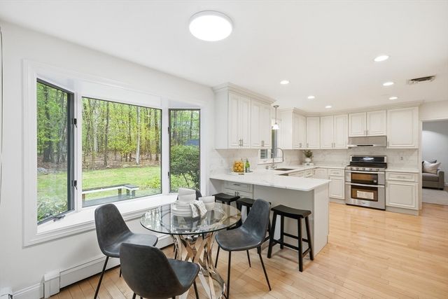 29 Dewey Rd, Lexington, MA 02420