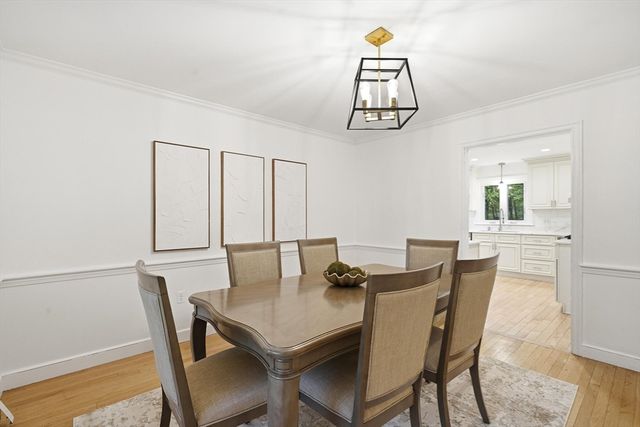 29 Dewey Rd, Lexington, MA 02420