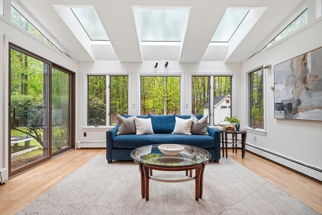 29 Dewey Rd, Lexington, MA 02420