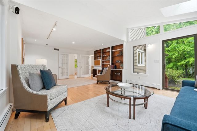 29 Dewey Rd, Lexington, MA 02420