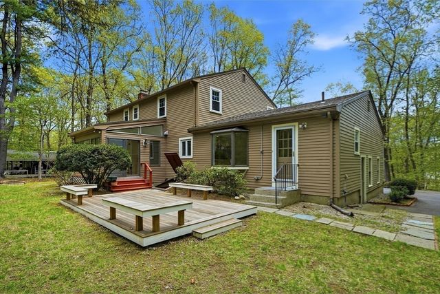 29 Dewey Rd, Lexington, MA 02420
