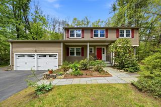 29 Dewey Rd, Lexington, MA 02420