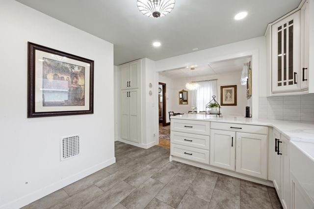 1202 4th Street N, Fargo, ND 58102