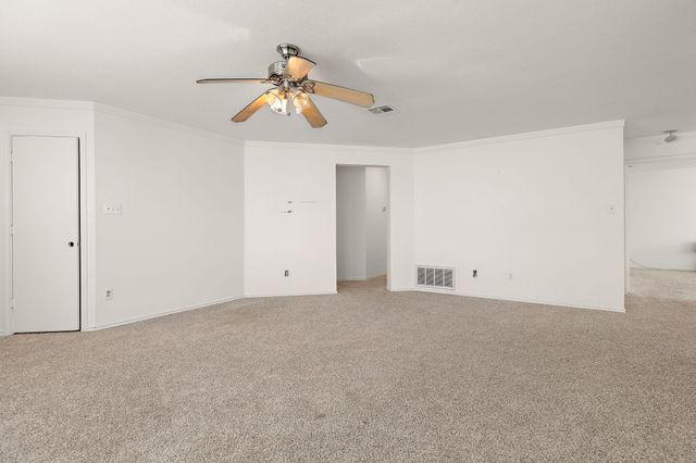 120 Wegstrom ST, Hutto, TX 78634