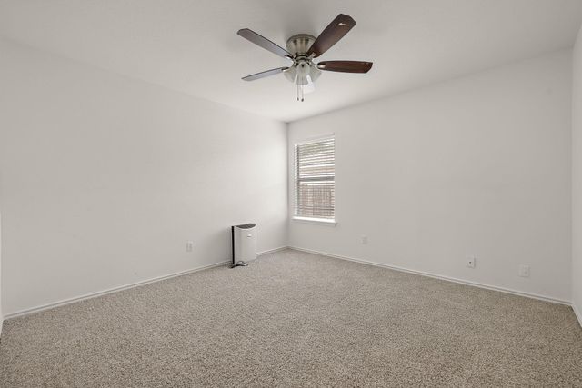 120 Wegstrom ST, Hutto, TX 78634