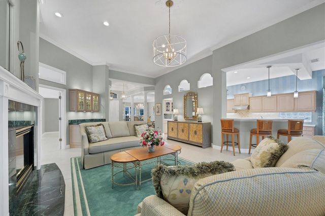 7212 SAINT GEORGES WAY, University Park, FL 34201