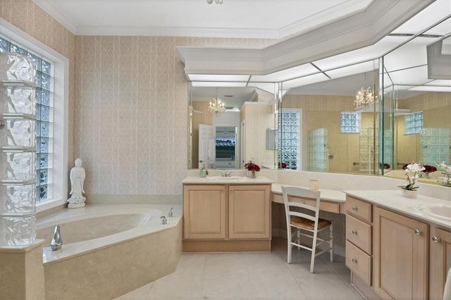 7212 SAINT GEORGES WAY, University Park, FL 34201