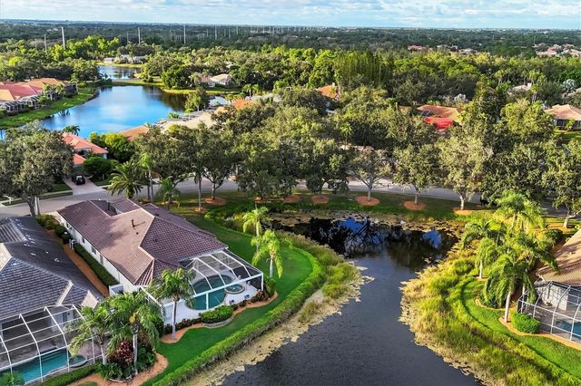 7212 SAINT GEORGES WAY, University Park, FL 34201