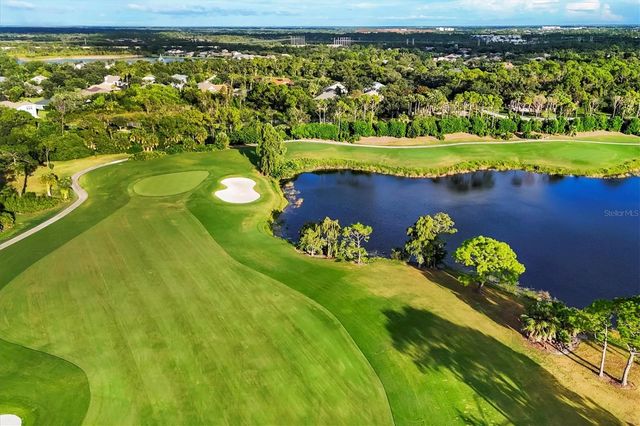 7212 SAINT GEORGES WAY, University Park, FL 34201