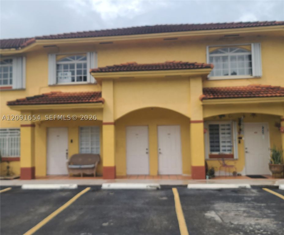 7532 W 20th Ave 202, Hialeah, FL 33016