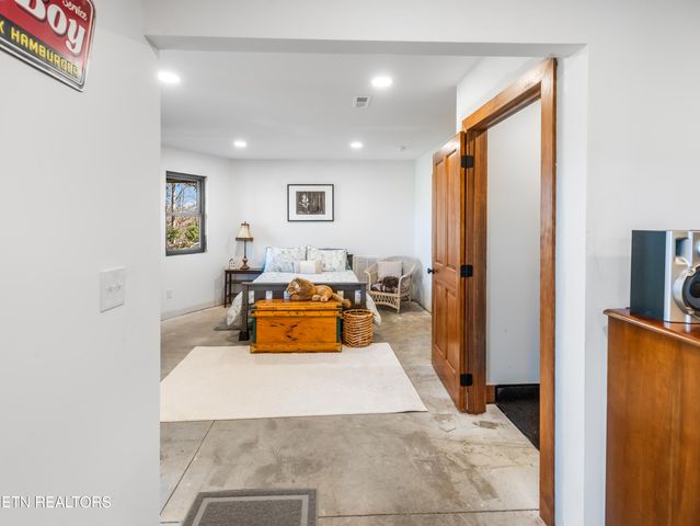 134 Fairway Circle, Townsend, TN 37882