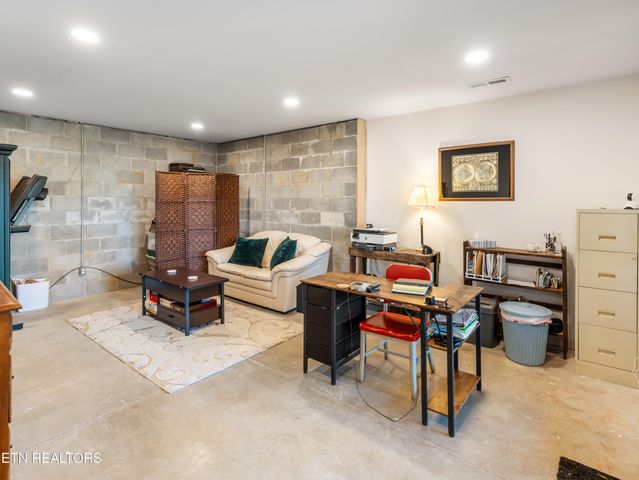 134 Fairway Circle, Townsend, TN 37882