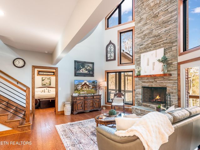 134 Fairway Circle, Townsend, TN 37882